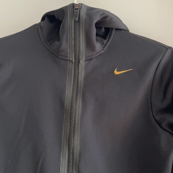 Nike thermal jacket - Picture 3 of 5